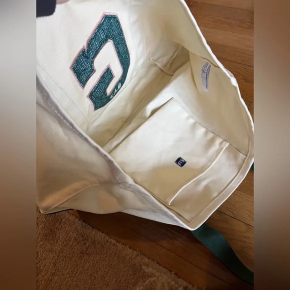 NWT GAP Cream Canvas Tote Bag with Green Accents - Picture 7 of 7
